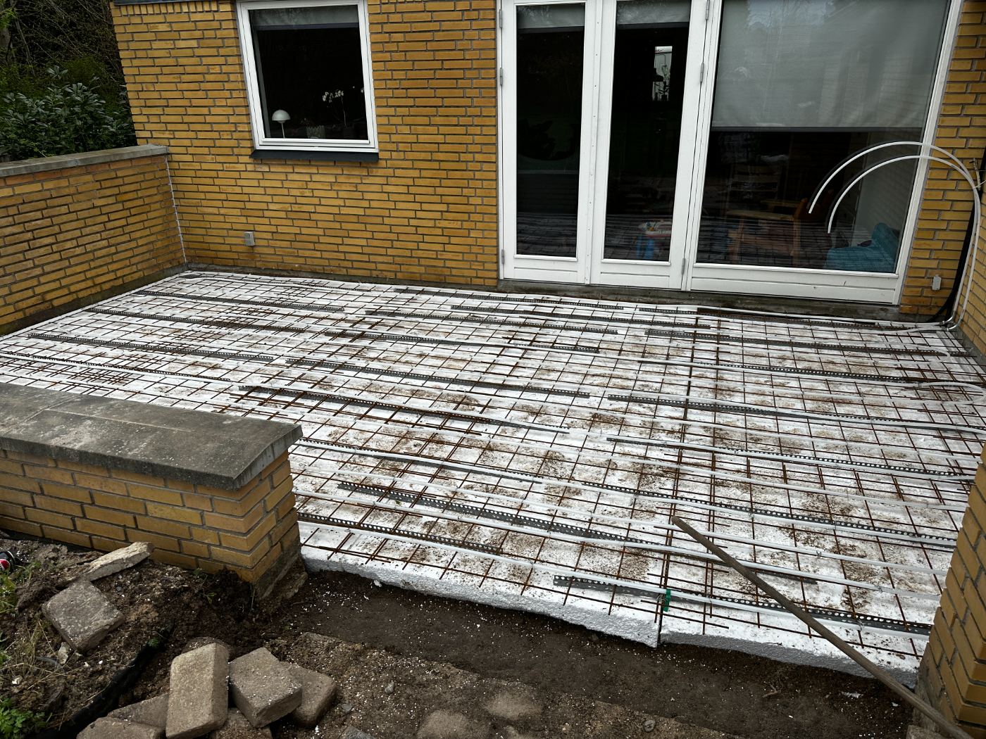 Støbt fundament klar til tilbygning